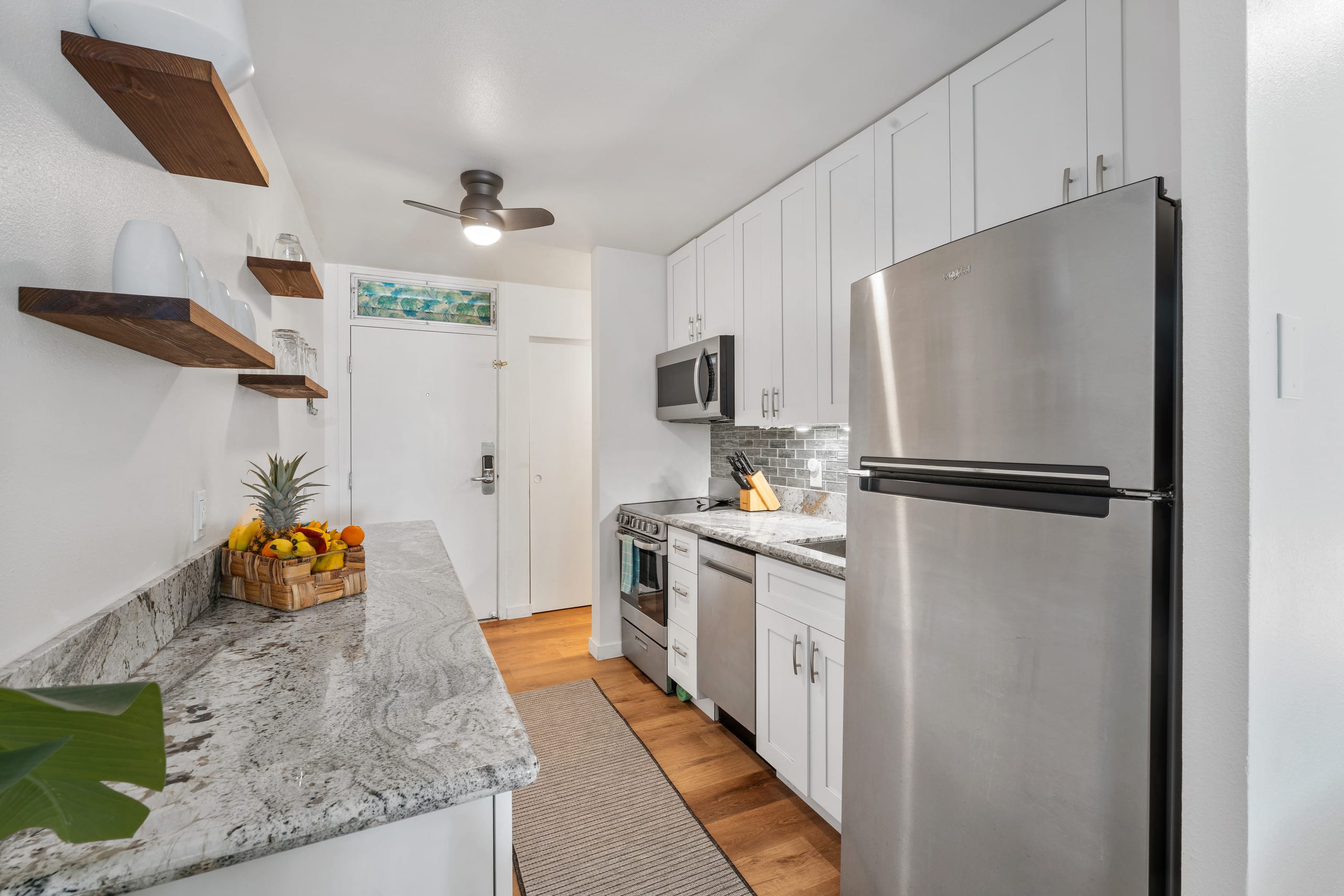 Condo in Kihei · ★4.94 · Studio · 1 bed · 1 private bath - Image 7