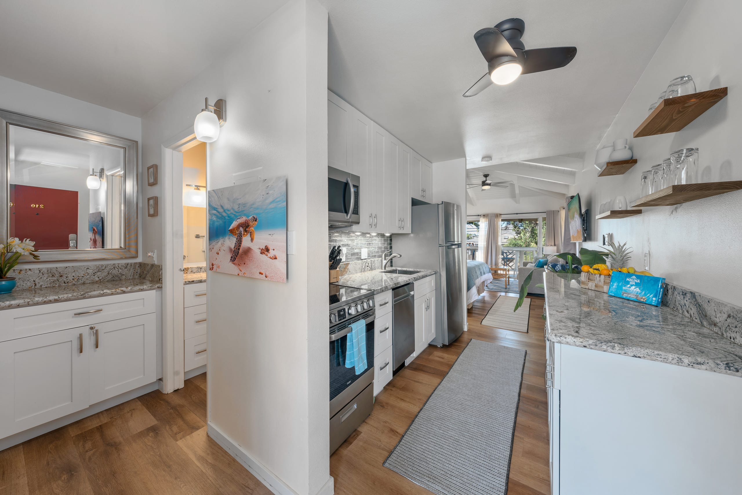 Condo in Kihei · ★4.94 · Studio · 1 bed · 1 private bath - Image 5
