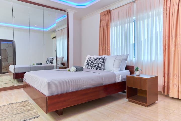 غرفة النوم 1