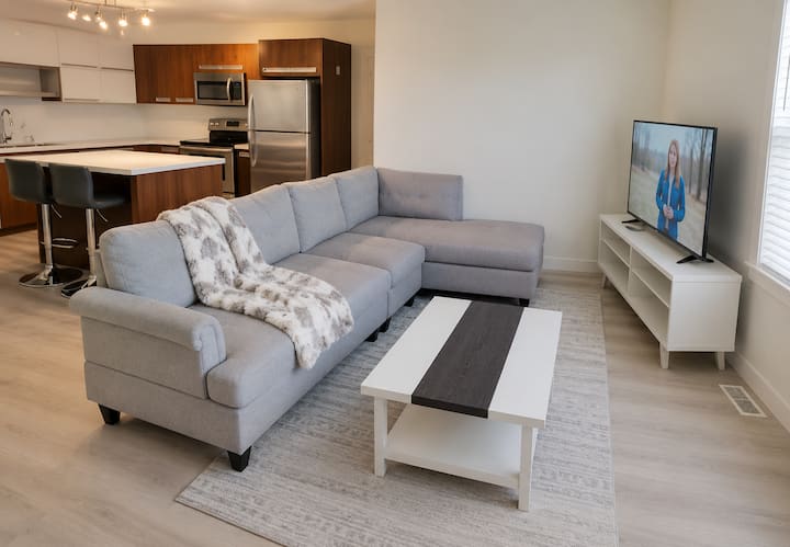 Ginger Lofts | 2br + Pool, Hot Tub & Gym - Saskatoon