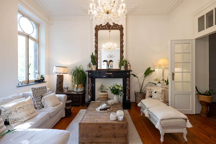 Perfect cocoon in city center