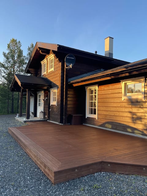Cabin with high standard by the Pasvikelven