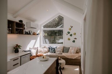 Top Airbnb: Ridgeview Forest Retreat in Waitākere West