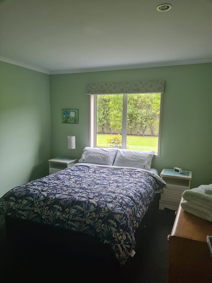 Queen-ის საძინებელი 