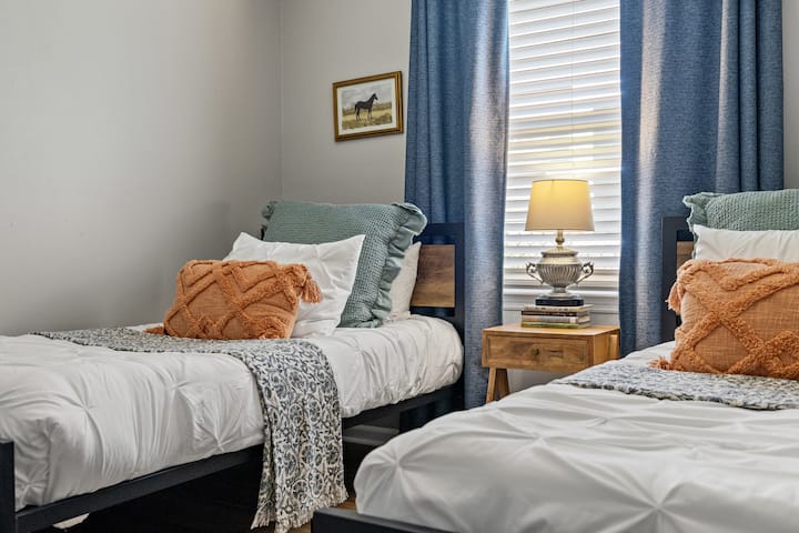 Dyshekë me sfungjer memorie, pavarësisht madhësisë së krevatit! Bëj një gjumë të mirë, pavarësisht nëse je në një krevat dopio "King" apo tek!