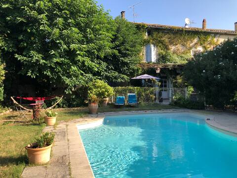 Charming house with pool in the heart of the village