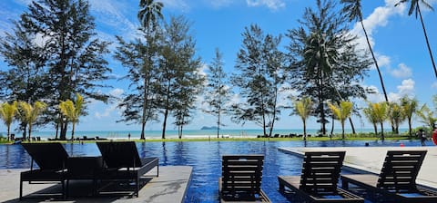 Serene Haven【和轩小居】@ Sematan Roxy Beach Apartment