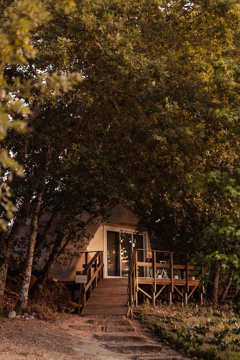 Manteiros Glamping Jacuzzi and Breakfast