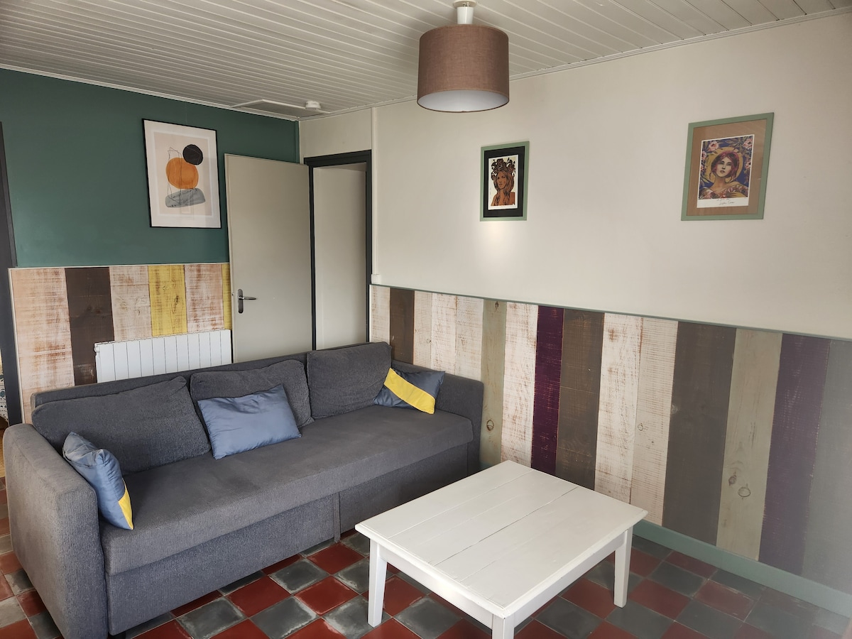 Annonce Airbnb populaire: La p'tite Terrière: drop your bags and enjoy à La Tranche Sur Mer