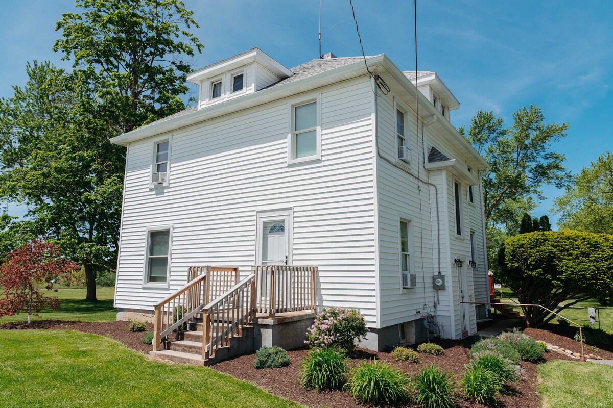 Spacious Farmhouse