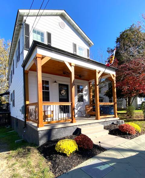 Heron Creek- Historic home on Main Street