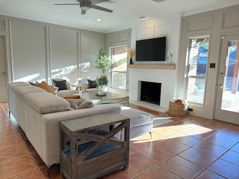 Top Airbnb: Your connected sweet water oasis! in Addicks Park Ten