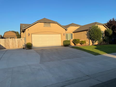 Cozy 4Bed 2bath Home