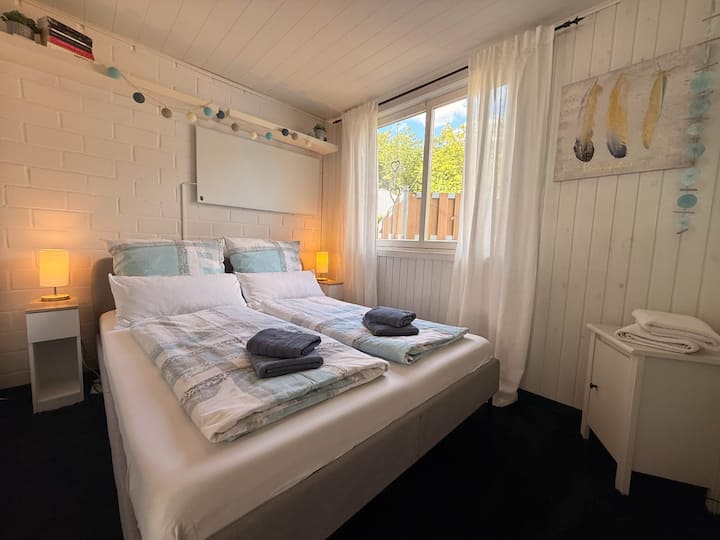 Chambre au rez-de-chaussée avec Smart TV