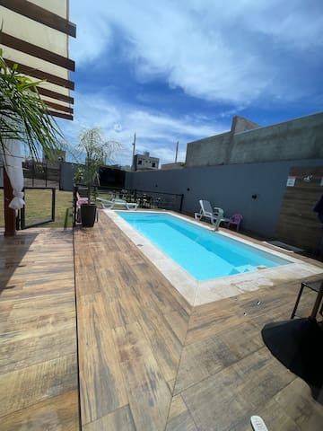 Entire home with 1 bedrooms in Foz Do Iguacu - Edícula:6 pessoas
PY:25min
ARG: 8min
Centro:5min