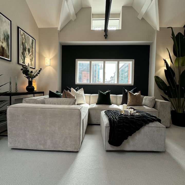 Chambers Residence 5* Tudor | 3br | Penthouse - Sale