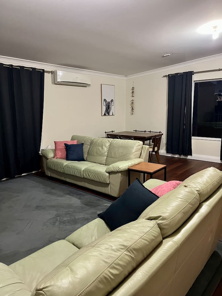 “Freddy’s House” Rural Getaway - Katanning