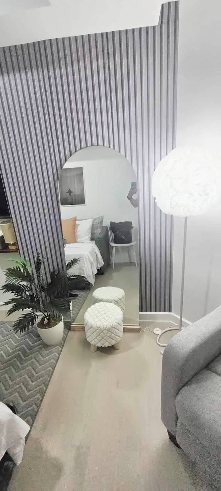 Daybed Dreamery @ Azure North | Netflix | Recliner - San Fernando