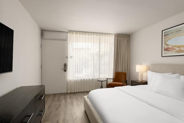 A Hidden Gem Boutique Hotel In Scottsdale - Phoenix, AZ