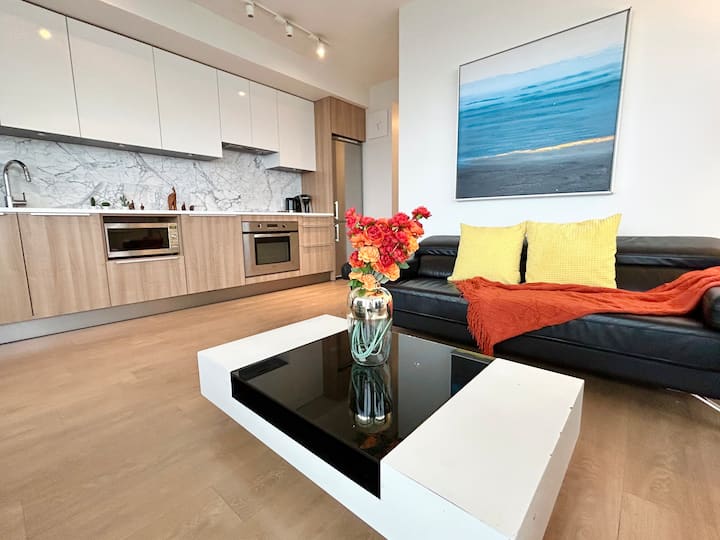 High Rise 2b+2bath Skytrain Metrowtown Burnaby - Burnaby