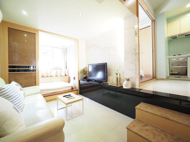 Business Stay Near Taipei 101 /2 house/歡迎家庭入住 gallery image 2