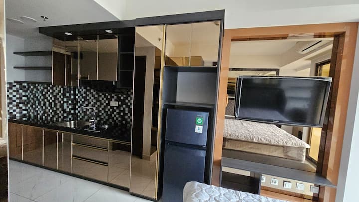 Apartment In East Jakarta With Wifi - Cibubur