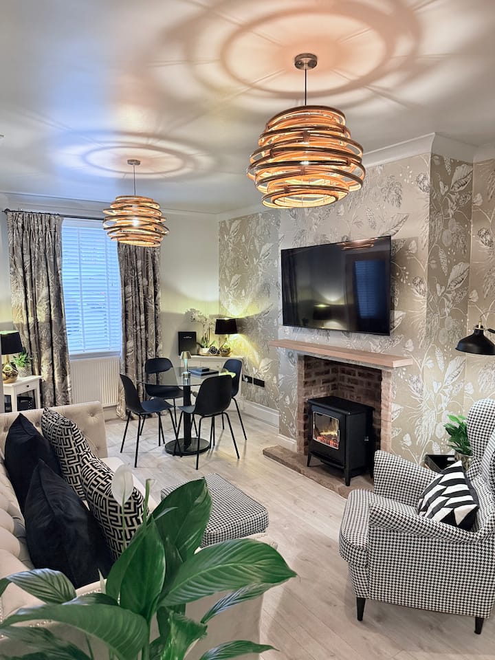 Boutique Cottage, No. 59 - Carlisle