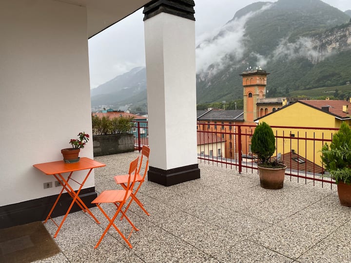 Penthouse With Panoramic Terrace - Historic Center - Trento