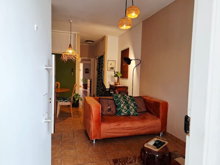 Woody Granny’s Charm — Cozy 1br For 3 In Zé Pirão - Luanda