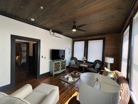 Southern Elegance, #B Downtown Bainbridge, GA