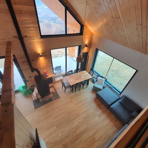 Successful Airbnb property: Cabana Pestera in Moeciu De Jos