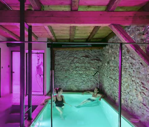 Stone Cave Romantic Spa & Cretan Village Hideaway