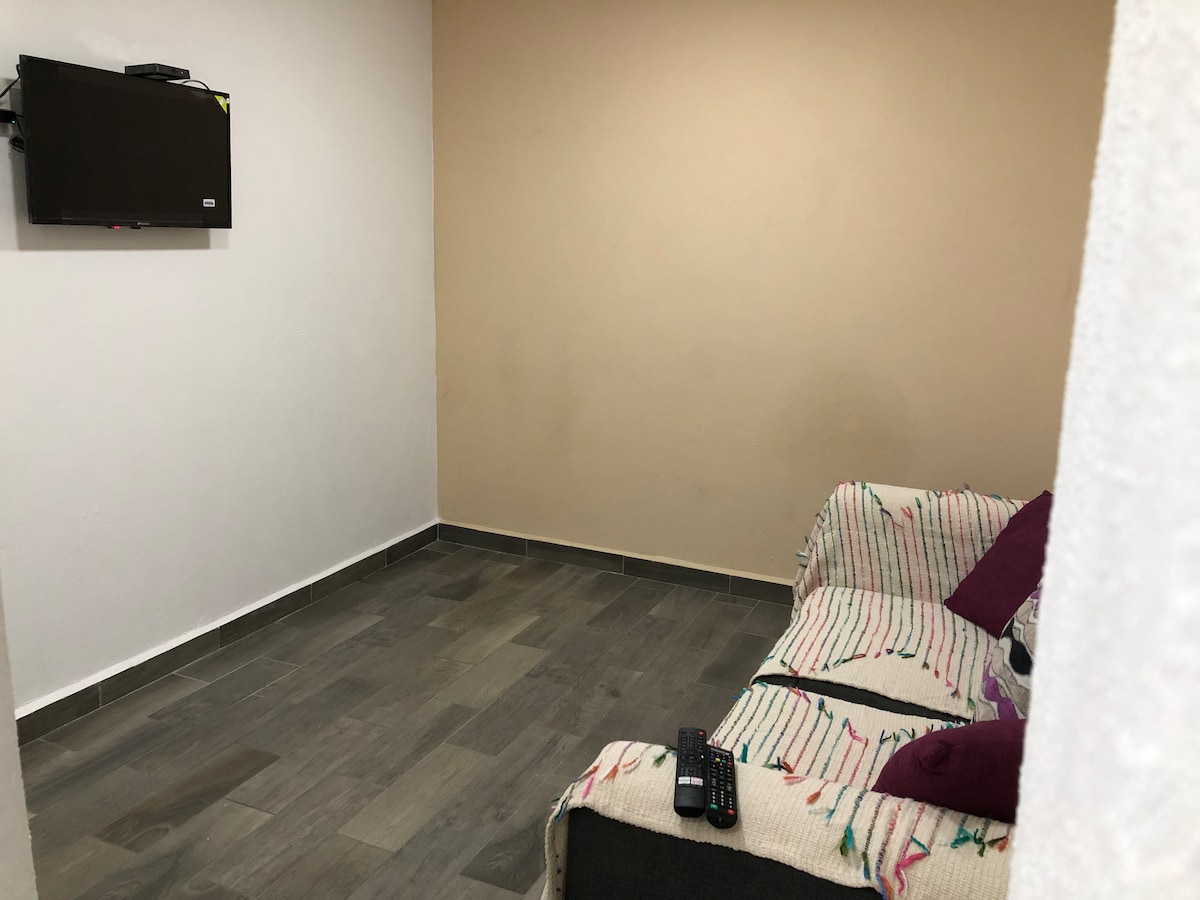 Propiedad de Airbnb exitosa: 3 Spacious 2-Bedroom Apartment in Northern CDMX en Gustavo A. Madero