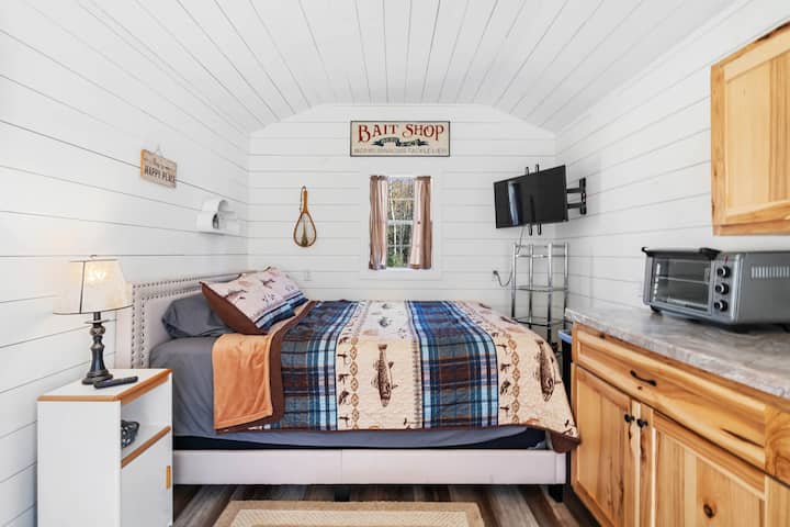 Bunkhouse queen bed