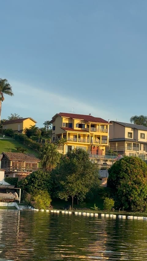Igaratá Beach! 
House in Igaratá - Right on the water