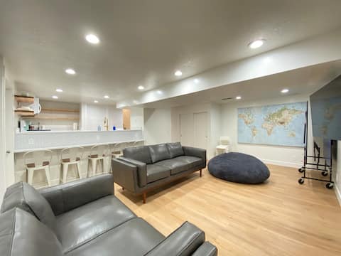 Top performing Airbnb: The Salty Suite Retreat! in Salt Lake City