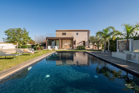 Villa DellAlbero: Privacy, Relax and Unique Pool