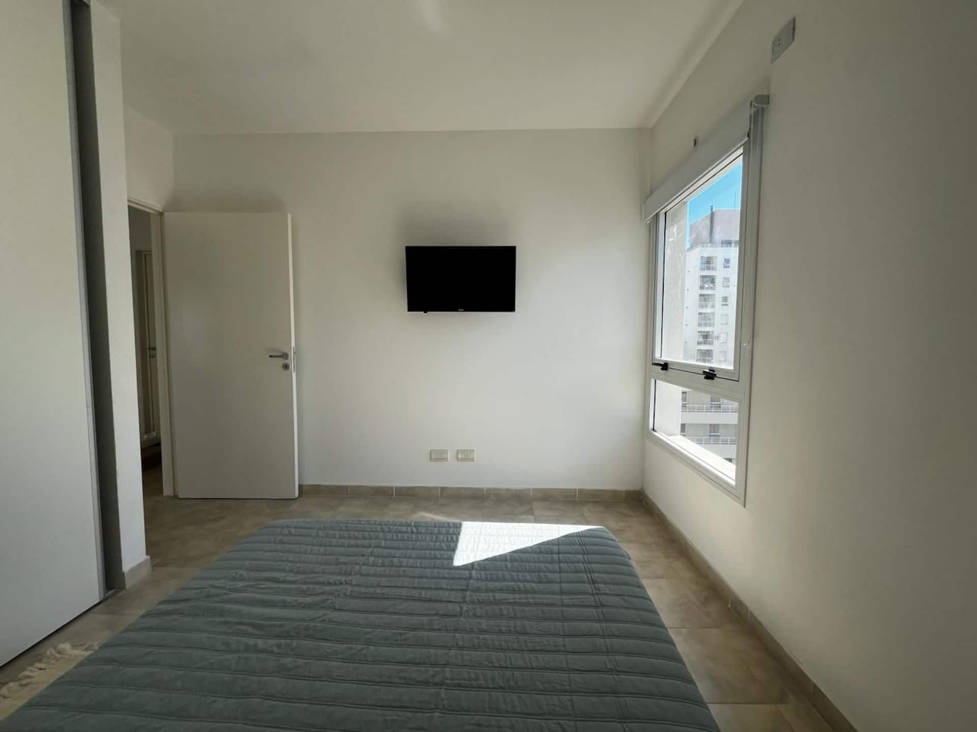 Private room in Barracas. Bright!