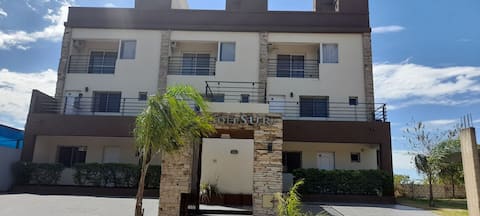 RIOS DEL SUR 6 people 2 blocks from the hot springs, 1 river