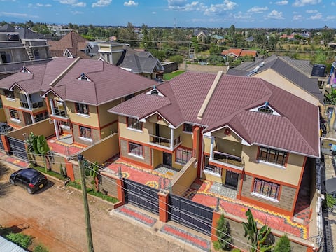 Kamakis 4 bedroom Mansionette all ensuite Air bnbs