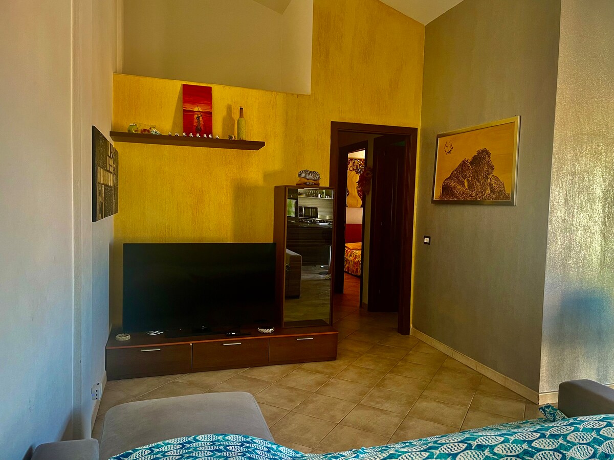 Leistungsstarkes Airbnb: Hi, we're Mirko and Laura! in Porto Torres