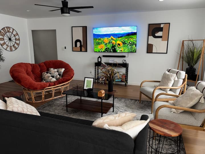 Stunning Home Near Lax & Sofi - Inglewood, CA