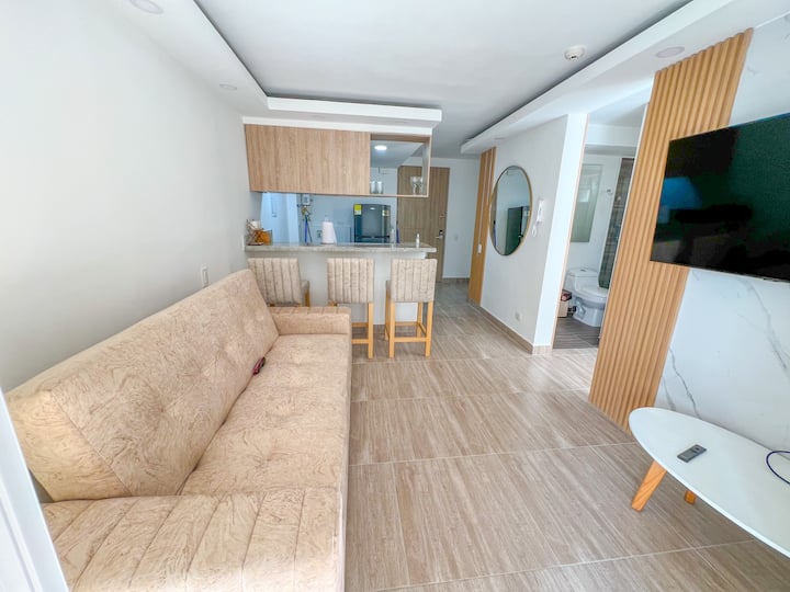 Excellent Location North Of Armenia + Parking - Armenia