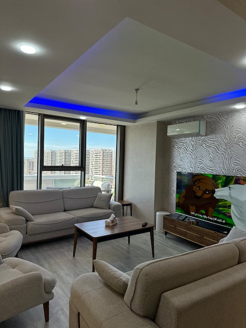 Cozy big apartment with view