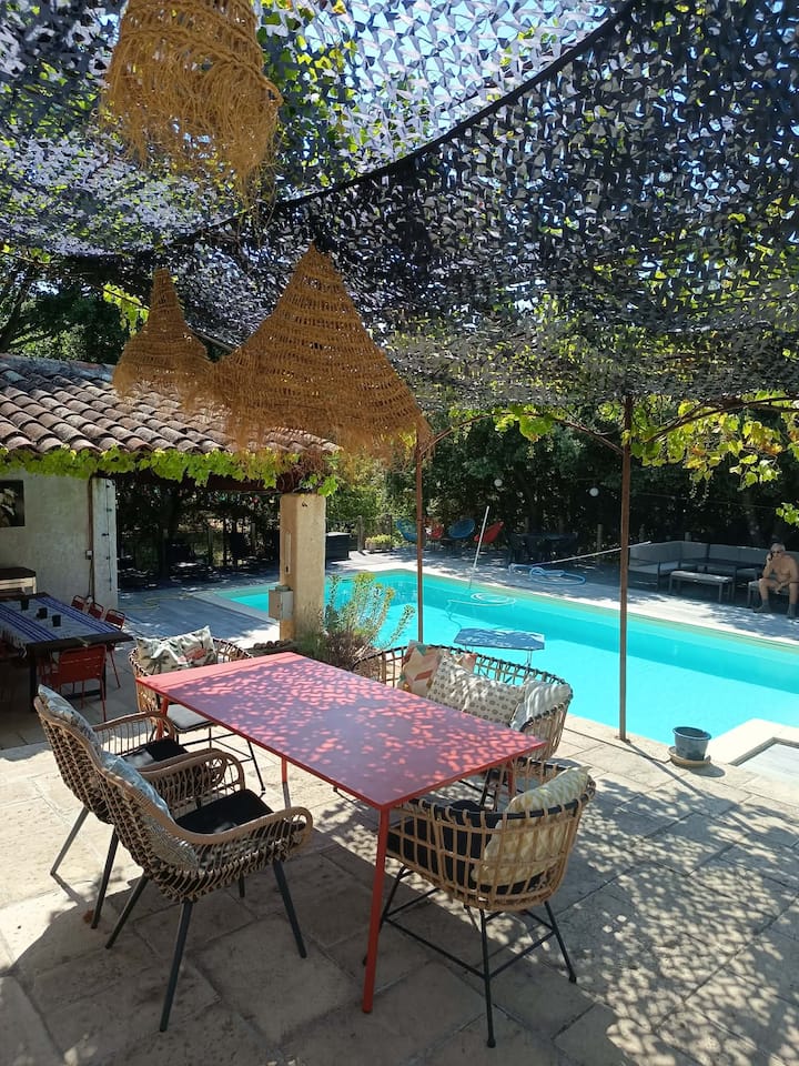 Maison Piscine 14 Pers
ÉCrin De Verdure - Bauduen