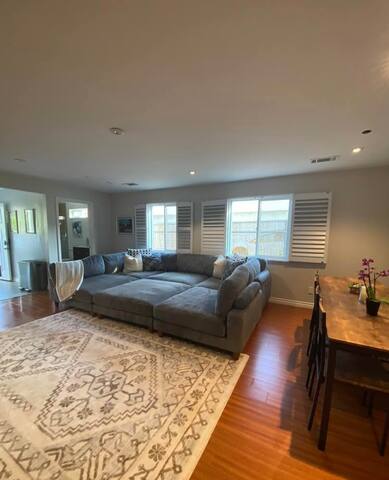 Culver City Downtown Home – 5 Bedroom / 5 Bathroom gallery image 5