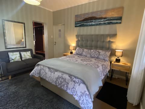 Garden Home in Upper Walmer @Water Road