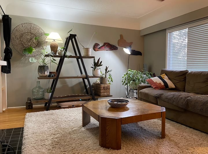 Pet Friendly Excellent Location - Victoria