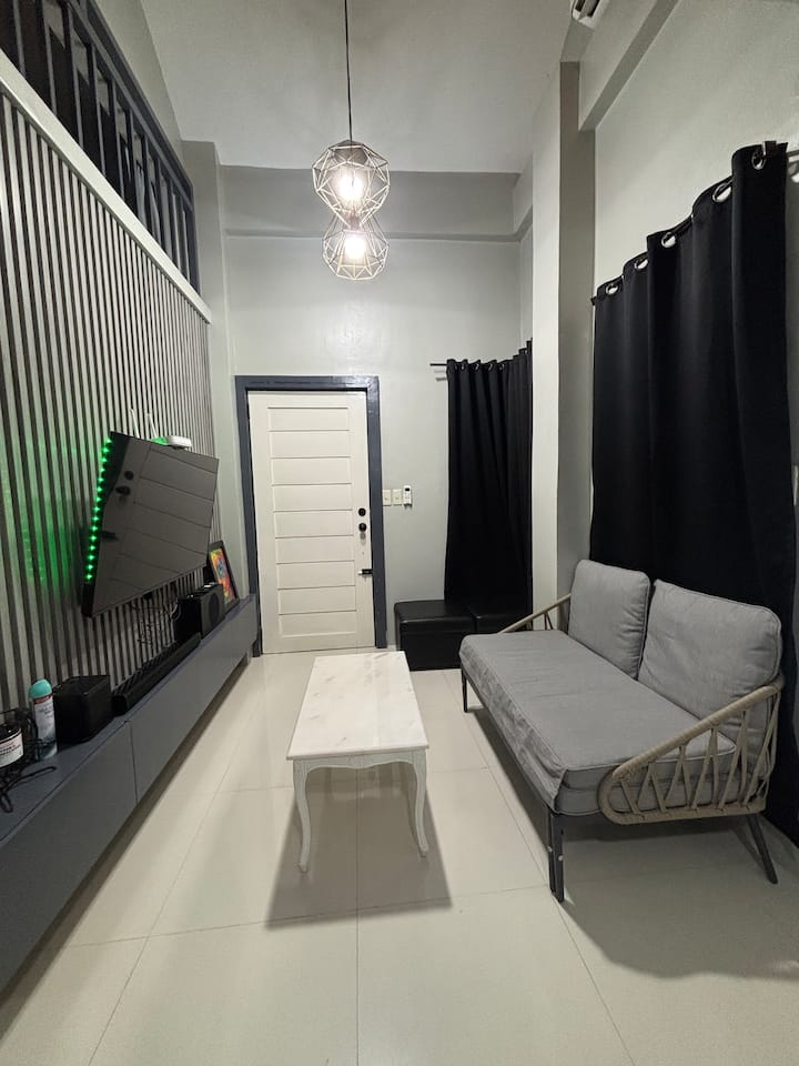 Recanto De Sephie’s Loft Style 2br Fully Furnished - Daet