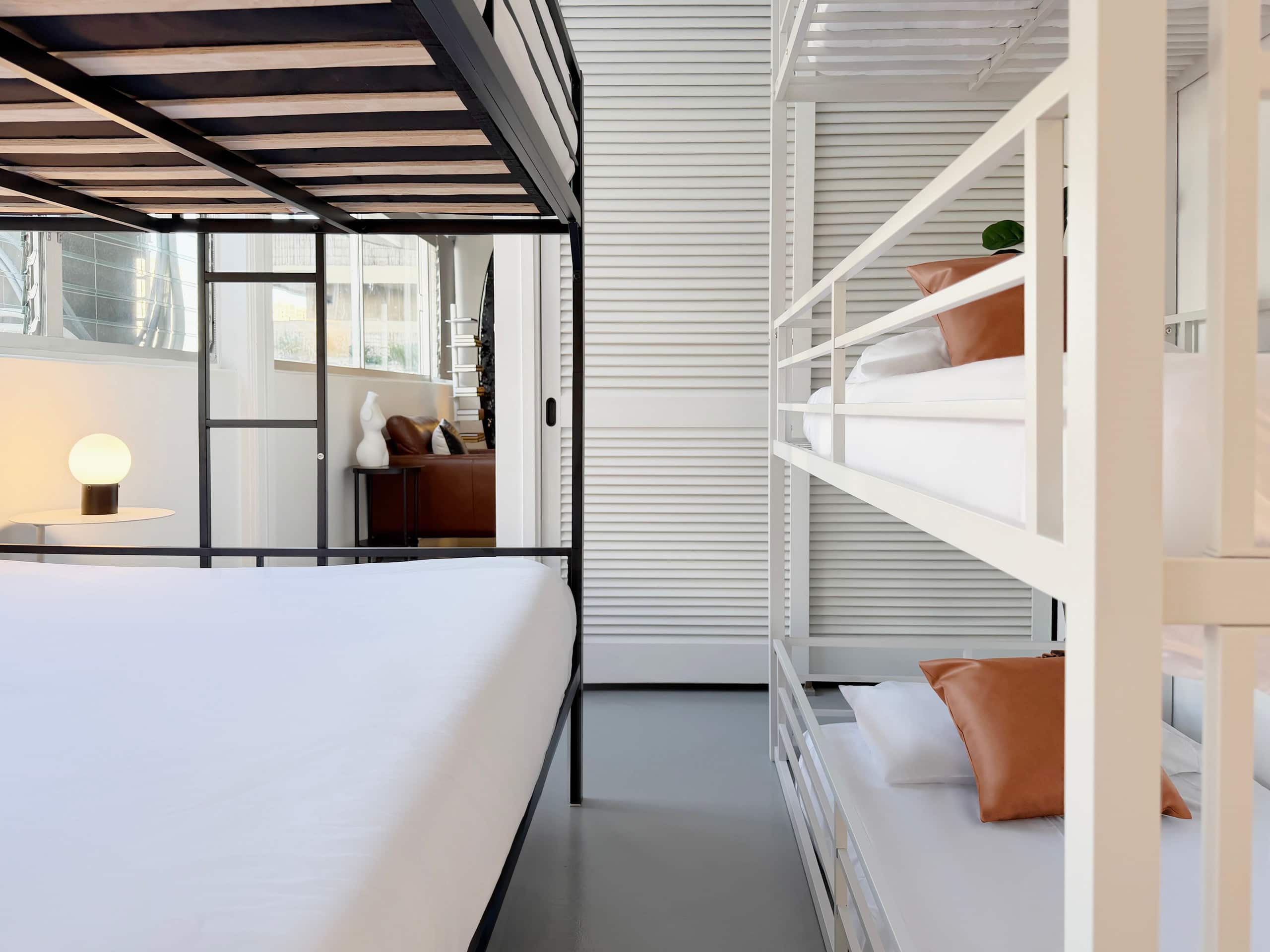 Alo + 2BR/2BA + Parking + Sleeps Up To 18 Guests! - Image 2